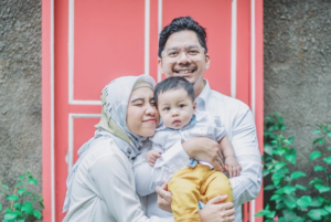 Ultah Putra Benakribo untuk Anak Pejuang Gizi Buruk