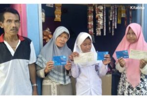 Perjuangan Wanita Berumur 50 Tahun Jadi Tulang Punggung Keluarga