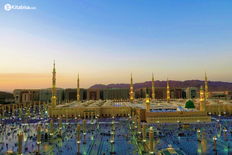 Bantu Umroh Amil Zakat