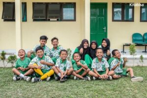Peduli Anak terlantar