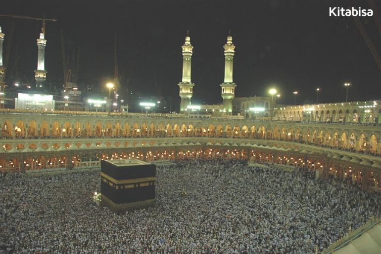 perbedaan haji dan umroh
