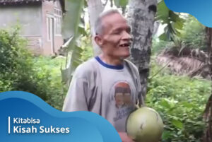 Mbah Asrofi, Tunanetra Baik Hati yang Suka Berbagi dengan Anak-anak