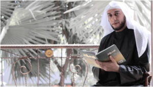 Sedekah Subuh Syekh Ali Jaber
